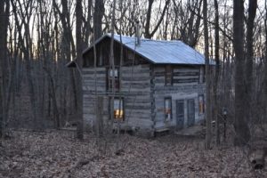 The Helen Swenson cabin at Wing Haven.