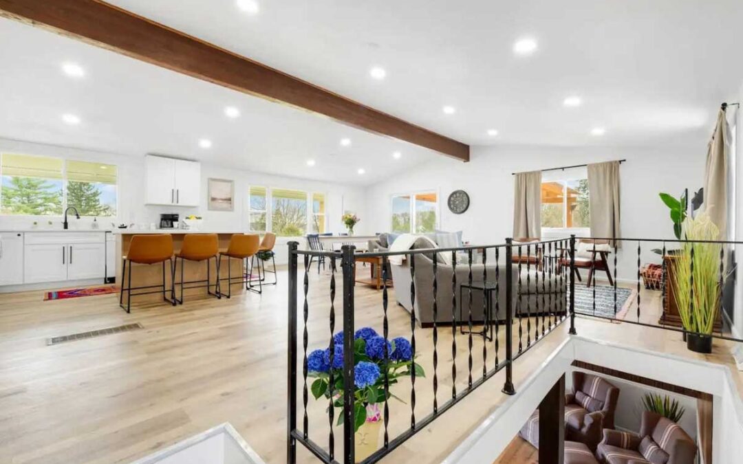 CLEAR LAKE LUXURY RENTALS