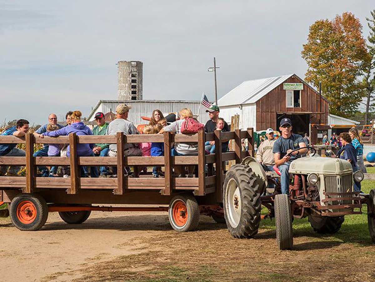 ridenourhayride Fall Family Fun at Angola’s Ridenour Acres